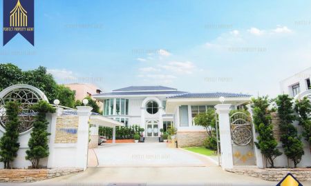 ขายบ้าน - ขาย คฤหาสน์หรู พระราม 9 พร้อมสระว่ายน้ำส่วนตัว ใกล้สถานีรถไฟฟ้าสายสีส้ม บ้านพร้อมเข้าอยู่