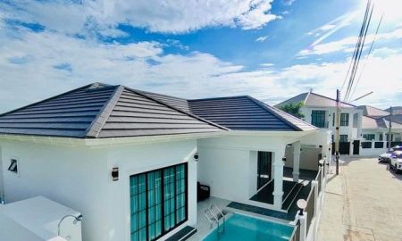 ขายบ้าน - บ้านเดี่ยวพูลวิลล่าสร้างใหม่ ห้วยใหญ่ เฟอร์ครบ เครื่องใช้ไฟฟ้าครบ ติดถนนสุขุมวิทตรงข้ามอัยการ