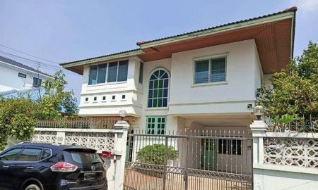 ให้เช่าบ้าน - ให้เช่าบ้านหลังมุม ใกล้รถไฟฟ้าสายสีเหลือง ลาดพร้าว71 ใกล้โรงพยาบาลเปาโลโชคชัย4 ใกล้เซ็นทรัล อีสต์วิลล์ ย่าน โชคชัย4 ลาดพร้าววังหิน 24