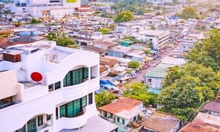 ให้เช่าทาวน์เฮาส์ - ศาลอาญา ศาลอุทธรณ์ รัชดา19 5-6 นอน MRTลาดพร้าว 400ม. 8แอร์ ลาดพร้าว11-15 ทาวน์โฮมหลังมุม3ชั้น 52ตร.วา. 202ตร.ม. เซ็นทรัล ลาดพร้าว 1กม.