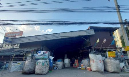 ขายโรงงาน / โกดัง - ขายบ้านเดี่ยวพร้อมโกดัง ถนนเลียบคลองสอง ใกล้โลตัสเลียบคลองสอง