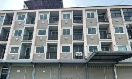 ขายอาคารพาณิชย์ / สำนักงาน - ขายอาคารพาณิชย์ 4 ชั้น โครงการเพชรงาม บางใหญ่ 3 คูหาสุดท้าย ราคาพิเศษ ทำเลศักยภาพ ใกล้กาญจนาภิเษก และมอเตอร์เวย์ M81