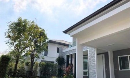 ขายบ้าน - ขาย ให้เช่า บ้านเดี่ยว มัณฑนา อ่อนนุช-วงแหวน5 มีSolar cell และระบบair plus ใกล้เมกาบางานา 82.4 ตร.ว. 4ห้องนอน 5ห้องน้ำ มีห้องแม่บ้านแยก