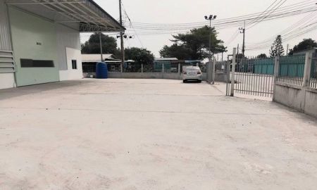 ให้เช่าโรงงาน / โกดัง - ให้เช่าโกดัง 400 ตารางเมตร ไฟฟ้า 3 เฟส บนที่ดินกว่่า 1 ไร่ ถนน ท้องคิ้ง-หนองรี ซอย 13 ตำบล นาป่า อำเภอเมืองชลบุรี