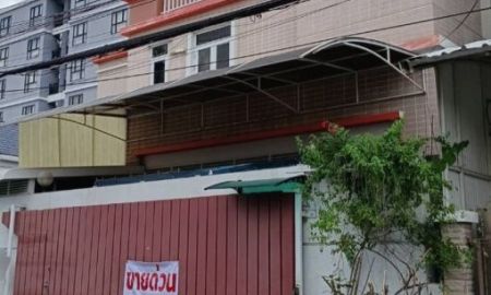 ขายบ้าน - ขายบ้านเดี่ยว 3 ชั้น ม.ชัยณรงค์ เนื้อที่ 63 ตรว. ตกแต่งพร้อมอยู่