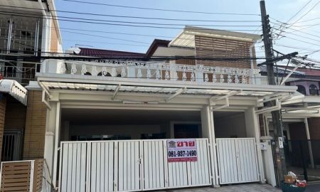 ขายทาวน์เฮาส์ - ขายทาวน์เฮ้าส์ หมู่บ้านเสนาวิลล่า 84 ซอยแฮปปี้แลนด์ เขตบางกะปิ กรุงเทพมหานคร