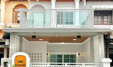 ขายทาวน์เฮาส์ - ขายทาวน์เฮ้าส์ 2 ชั้น หมู่บ้านนันทนาการ์เด้นท์ 2 (ท่าอิฐ) ซอย 1/2 เนื้อที่ 22 ตารางวา 3 ห้องนอน ตำบลบางรักน้อย อำเภอเมืองนนทบุรี จังหวัดนนทบุรี