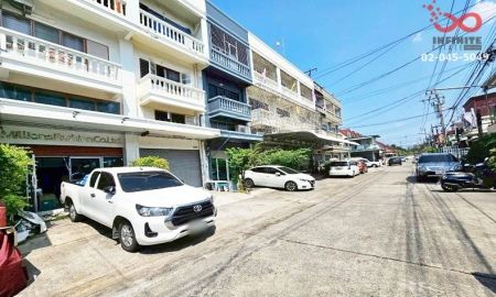 ขายอาคารพาณิชย์ / สำนักงาน - ขายอาคารพาณิชย์ 3.5ชั้น 20 ตร.ว.ซอยรามอินทรา 34 ใกล้รถไฟฟ้าสายสีชมพู ทางด่วนเอกมัย-รามอินทรา