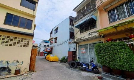 ขายอาคารพาณิชย์ / สำนักงาน - ขายอาคารพาณิชย์ ซอยจรัญสนิทวงศ์ 37 ถนนจรัญสนิทวงศ์ บางกอกน้อย กรุงเทพมหานคร