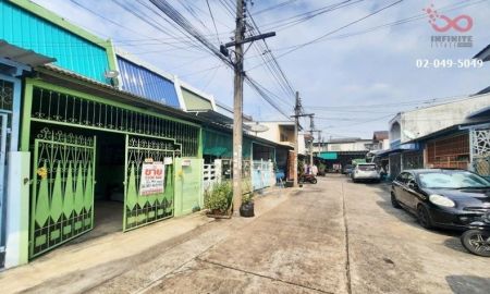 ขายทาวน์เฮาส์ - ขายทาวน์เฮาส์ 2 ชั้น เนื้อที่ 16 ตรว. ซอยเพชรเกษม 62/4 ถนนเพชรเกษม ใกล้ตลาดบางแค