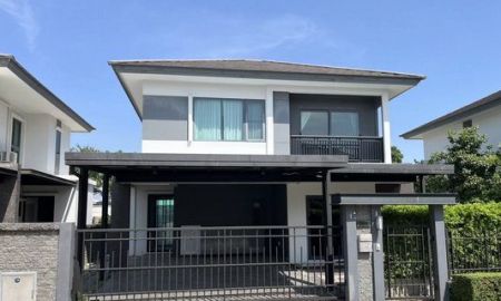 ให้เช่าบ้าน - ให้เช่า] หมู่บ้าน บริทาเนีย บางนา กม.12 / 3 ห้องนอน 3 ห้องน้ำ / 52 ตารางวา 200 ตารางเมตร **30,000**