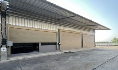 ให้เช่าโรงงาน / โกดัง - ให้เช่าโกดังพร้อมสำนักงาน / พื้นที่ 200 ตารางเมตร /รองรับน้ำหนัก 2 ตัน/ตร.ม. / ทำเล ซอยประชาอุทิศ 90 สมุทรปราการ / ทำเลดีมาก เข้าจากประชาอุทิศ ทุ่งครุ