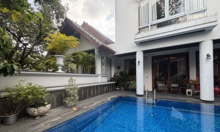 ขาย-ให้เช่าบ้าน - ขาย/เช่า] บ้านเดี่ยวหรู 4 ชั้น พร้อมสระว่ายน้ำส่วนตัว ทำเลศักยภาพโชคชัย 4 - ลาดพร้าว 71 Modern Luxury Living พื้นทีกว้างขวาง ตอบโจทย์ทุกการใช้ชีวิต