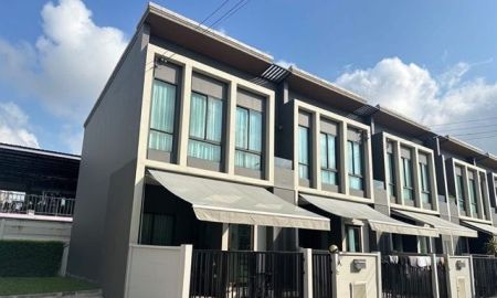 ให้เช่าทาวน์เฮาส์ - ทาวน์โฮมหลังริม! เช่าพลีโน่ สุขสวัสดิ์ 70 (แยกครุใน) 3 นอน 2 น้ำ ใกล้ Market Place ประชาอุทิศ และ 7-11 เดินทางง่าย