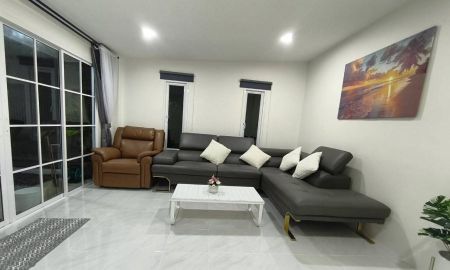 ให้เช่าบ้าน - ให้เช่าถูกมาก!! บ้านเดี่ยวชั้นเดียว รีโนเวทใหม่ เฟอร์ครบพร้อมอยู่ ทำเลทอง ใกล้แม็คโคร ใกล้หาดราไวย์ 8 นาที