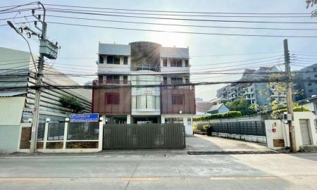 ให้เช่าอาคารพาณิชย์ / สำนักงาน - ให้เช่า ออฟฟิศ 5 ชั้น บางนา ขนาดที่ดิน 217 ตารางวา ซอย บางนา-ตราด 30 แขวงบางนาใต้ เขตบางนา กรุงเทพมหานคร