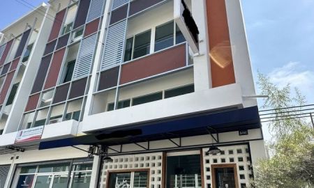 ขายอาคารพาณิชย์ / สำนักงาน - ขายตึกใหม่ 3.5 ชั้น (หลังมุม) โครงการ Vizio Romklao-Suvanabhumi (วิซิโอ ร่มเกล้า-สุวรรณภูมิ)