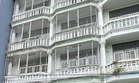 ขายอาคารพาณิชย์ / สำนักงาน - ขาย/เช่า อาคารพาณิชย์ 5 ชั้น รีโนเวทใหม่ (รวมชั้นลอย + ชั้นดาดฟ้า) บางคอแหลม กรุงเทพ