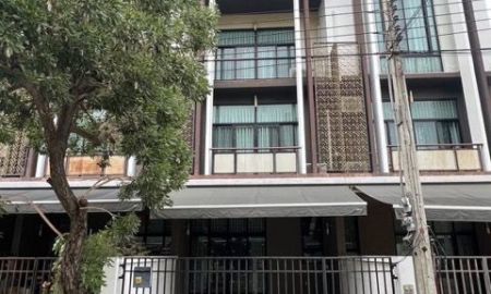 ให้เช่าทาวน์เฮาส์ - Rare Item! ทาวน์โฮมหลังใหญ่ 178 ตร.ม. Flora วงศ์สว่าง ทิศใต้รับลม ใกล้ทางด่วนประชานุกูล และ มจพ.