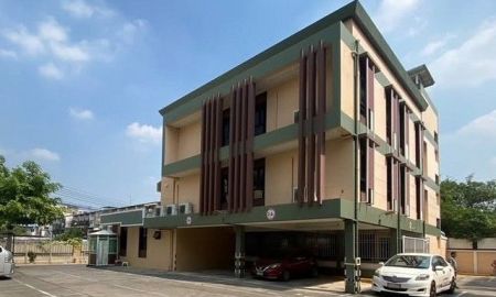 ให้เช่าอาคารพาณิชย์ / สำนักงาน - ให้เช่าอาคาร พื้นที่ใช้สอย 728 ตารางเมตร 8 ห้องอเนกประสงค์ 6 ห้องน้ำ ซ.ประขาอุทิศ 15, ถ.โกสุมร่วมใจ ใกล้สนามบินดอนเมือง