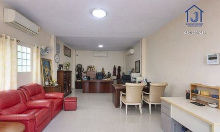 ขายโรงงาน / โกดัง - ขายโกดัง + ออฟฟิศ 489 ตารางวา ซอยหนองระแหง 5/1 ใกล้ทางด่วนกาญจนาภิเษก