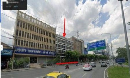 ขายอพาร์ทเม้นท์ / โรงแรม - ขายถูกกว่าตลาดมาก ที่ดินพร้อมอาคาร 4 ช้้น ติดถนนวิภาวดี แยกดินแดง เนื้อที่ 198 ตารางวา เหมาะทำธุรกิจหลายอย่าง บางซื่อ กรุงเทพฯ