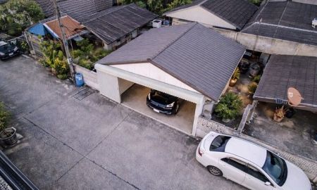 ให้เช่าบ้าน - ใกล้โลตัส บางนา 900 ม. เมกาบางน 1กม. 3นอน 2น้ำ บ้านเดี่ยว 50 ตร.ว. บางนา-ตราด51-55 ใหม่ พร้อมแอร์ใหม่ 3 ตัว ทำเลบางนา-ตราด กม.8