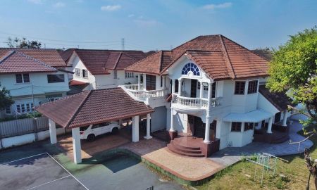 ขายบ้าน - ขายที่ดินพร้อมบ้าน 250 ตร.วา หลังแรก ถนนเมน ภัสรี พุทธมณฑลสาย 2 ซอย 5 | เหมาะปลูกบ้านหรู / รีโนเวท