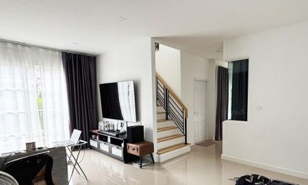 ขายบ้าน - ขายบ้านแฝด2ชั้น 39.2ตรว. ม.โกลเด้น นีโอ งามวงศ์วาน-ประชาชื่น บ้านใหม่แต่งสวย หิ้วกระเป๋าเข้าอยู่ได้เลย