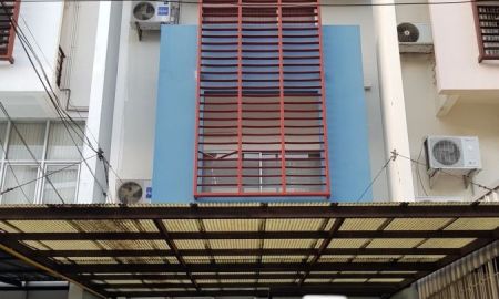 ให้เช่าทาวน์เฮาส์ - ให้เช่า ทาวน์โฮม 5 ชั้น โครงการ บ้าน ณ ศรีนครินทร์ ศรีนครินทร์ 40 เหมาะทำ Home Office ทำเลที่ดีที่สุด บนถนนศรีนครินทร์!! ราคา 30,000 บาท/เดือน