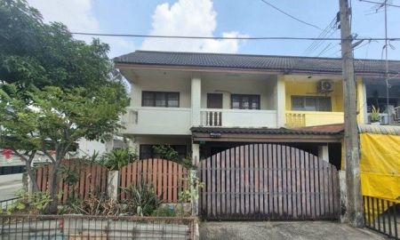 ขายทาวน์เฮาส์ - หมู่บ้านช่อแก้ว ซอยพหลโยธิน 64 ถนนพหลโยธิน ปทุมธานี ราคาพิเศษ ขายต่ำกว่าราคาประเมินธนาคาร คุ้มค่าสำหรับผู้ที่กำลงมองหา นัดเข้าชมได้