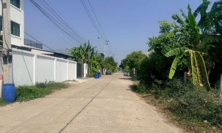 ขายที่ดิน - ขายถูกทีดินลาดสวาย 124 ตารางวา ติดถนนคอนกรีตสาธารณะ ถมแล้ว ซอย ร่วมสุข 3 อ.ลำลูกกา จ.ปทุมธานี