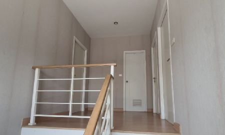 ให้เช่าบ้าน - ให้เช่าบ้านเดี่ยว 2 ชั้น / หมู่บ้าน พฤกษาดีไลท์ บางนา ศรีนครินทร์ / ซอยหนามแดง / บ้านหลังมุม / สวยมาก