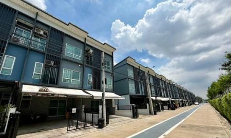 ให้เช่าทาวน์เฮาส์ - ให้เช่า] หมู่บ้าน สัมมากร อเวนิว สุวรรณภูมิ / 3 ห้องนอน 3 ห้องน้ำ / 25 ตรว. 175 ตรม. **29,500**