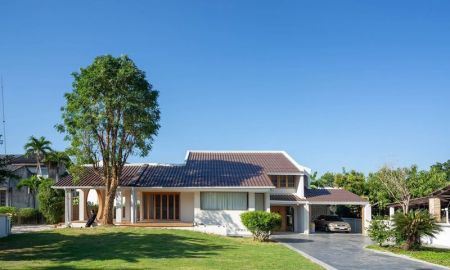 ขายบ้าน - ขายบ้านเดี่ยวศรีราชา พื้นที่เยอะ กลางเมือง ใกล้โรงเรียนอัสสัมชัญ