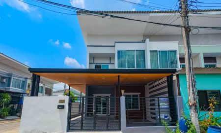 ขายทาวน์เฮาส์ - ขาย*ทาวน์เฮ้าส์ 2 ชั้น มบ.ราชพฤกษ์ สุวรรณภูมิ-ลาดกระบัง เฟส 2 พื้นที่ 31.9 ตร.วา 4 ห้องนอน 2 ห้องน้ำ ทำเลดีอยู่ไกล้ร้านตลาดและสะดวกซื้อ