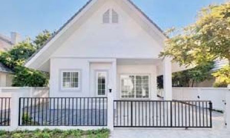 ขายบ้าน - ขายบ้านรีโนเวทใหม่พร้อมอยู่ ทำเลถนนสันกำแพงสายเก่า เดินทางสะดวก