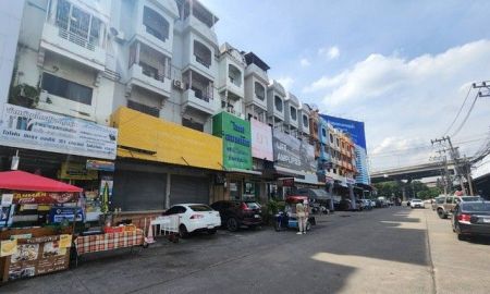 ขายอาคารพาณิชย์ / สำนักงาน - อาคารพาณิชย์ 2 คูหา 4 ชั้น ซ.พหลโยธิน 72 อ.ลำลูกกา จ.ปทุมธานี ทำเลมุมดี ข้างเซียร์รังสิต เนื้อที่ 41.52 ตรว.