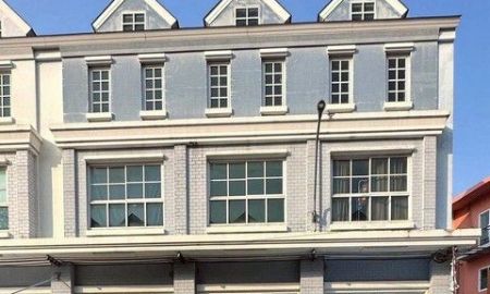 ขายอาคารพาณิชย์ / สำนักงาน - ขายด่วน! อาคารพาณิชย์ 3 ชั้น โครงการไลบรารี่ ทาวน์ ทำเลทอง ตรงข้ามโรงเรียนสารสาสน์วิเทศศึกษา ประชาอุทิศ 90