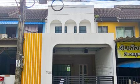 ขายทาวน์เฮาส์ - ขาย ทาวน์เฮ้าส์ 2ชั้น รีโนเวทใหม่ ย่านหทัยราษฎร์ มบ.แคทลียา ถ.หทัยราษฎร์37 เดินทางง่าย เชื่อมต่อได้หลายเส้นทาง ต่อเติมเต็ม พร้อมอยู่