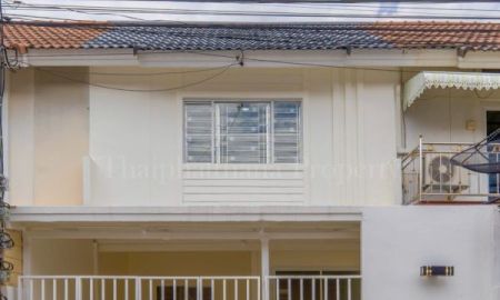 ขายทาวน์เฮาส์ - ทาวน์เฮ้าส์รีโนเวทใหม่ บ้านพฤกษา 47/2 หนามแดง-เทพารักษ์