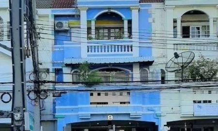 ขายทาวน์เฮาส์ - ขาย 4.6 ล้าน ทาวน์โฮม 3 ชั้น 27.8 ตร.ว หมู่บ้านบุญโต ปาร์ควิลล์ ซอยรัตนาธิเบศร์ 17