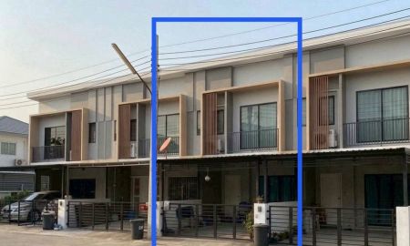ให้เช่าทาวน์เฮาส์ - ให้เช่า ทาวน์โฮม โครงการ เดอะ คอนเนค พัฒนาการ 38 บ้านตรงข้ามสวนหมู่บ้าน ราคา 28,000 บาท/เดือน