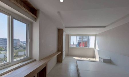 ขายคอนโด - คอนโดใกล้เมญ่า วิวโล่ง มองเห็นแยกรินคำ ถนนนิมมาน