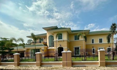 ขายบ้าน - ขายบ้านหรู หมู่บ้านแกรนด์โมนาโค ถนนเลียบวงแหวนกาญจนาภิเษก ใกล้เมกะบางนา