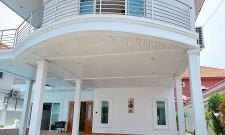 ขายบ้าน - ขายพูลวิลล่า 5 ห้องนอน ใจกลางพัทยา ราคาเพียง 12 ล้านบาท