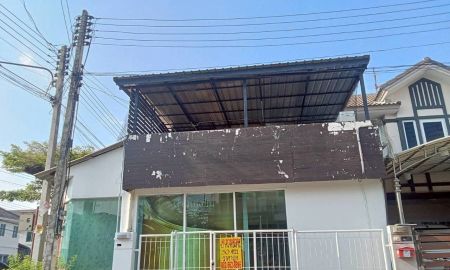 ขายทาวน์เฮาส์ - ขายบ้าน 2 ชั้น หลังมุม หมู่บ้านพฤกษาวิลล์16 รังสิตคลอง3