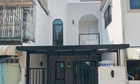 ขายทาวน์เฮาส์ - ทาวน์โฮม 2 ชั้น หมู่บ้านปรีชา11 มีนบุรี ถนน รามอินทรา