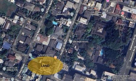 ให้เช่าบ้าน - ให้เช่าบ้านเดี่ยว 3 ชั้น ย่านทองหล่อ พื้นที่ขนาดใหญ่ พร้อมสวนส่วนตัว