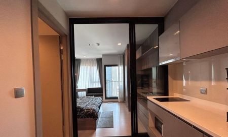 ให้เช่าคอนโด - ให้เช่า คอนโด โครงการ ไลฟ์ อโศก - พระราม 9 ใกล้ MRT พระราม9 เพียง 300 เมตร วิวสูง ราคา 18,000 บาท/เดือน